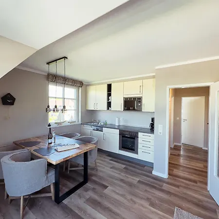 Haus Fuenen Am Suedstrand 4 Apartman