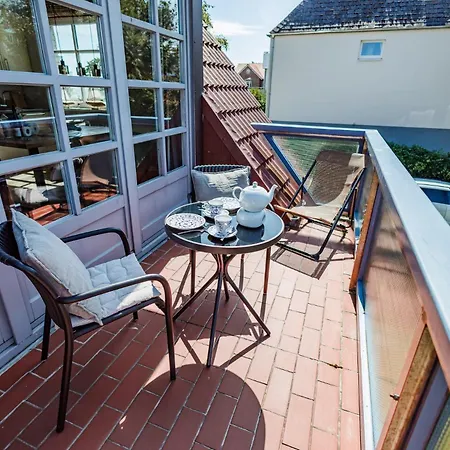 Haus Fuenen Am Suedstrand 4 * Wyk auf Föhr